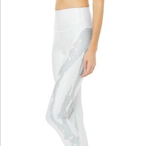 ALO Yoga White and Light Grey High-Waist Leggings
